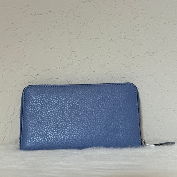 Disney X Coach Medium Id Zip Wallet With Cinderella - Picture 3 of 11